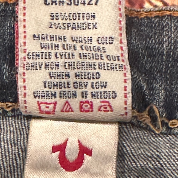 True Religion straight size 27
Faux crystals on back pockets 
Inseam 33” - Picture 6 of 7
